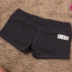 Fleo shorts